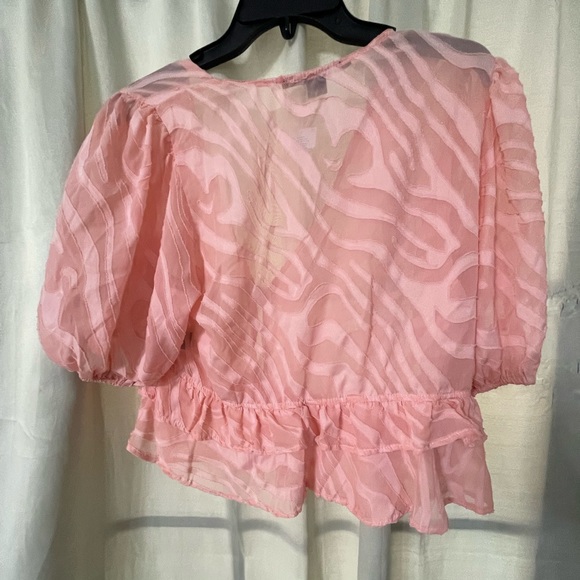 Top pink - Picture 2 of 7